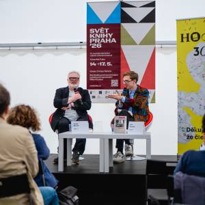 <p>Pavel Klusák pod palbou otázek influencera (brzy toho největšího v Česku) Jana Špačka.</p>